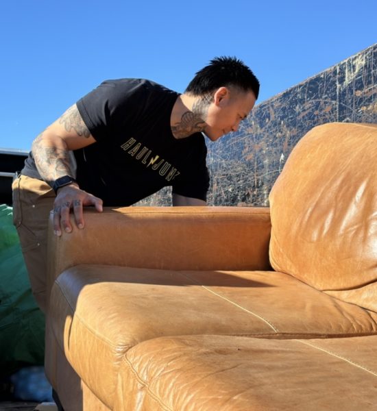 WHY OUR FURNITURE REMOVAL SERVICES?