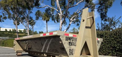 7 YARD DUMPSTER $650